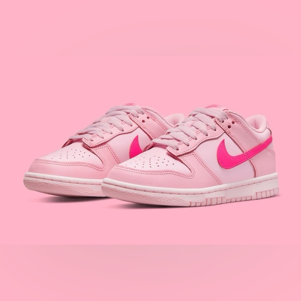Kids Nike Pink Sneakers